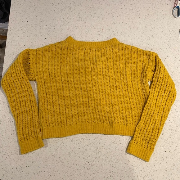 Women’s V- Neck knitted sweater - Picture 2 of 4